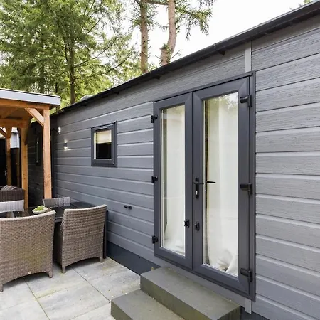 Vakantiehuis Luxe Wellnesschalet Met Sauna&hottub - Hoenderloo, Veluwe *