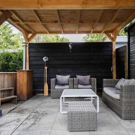 Luxe Veluwe Sauna En Hottub *