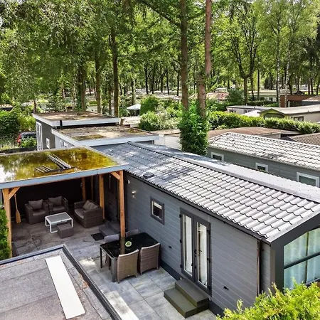 Luxe Veluwe Sauna En Hottub