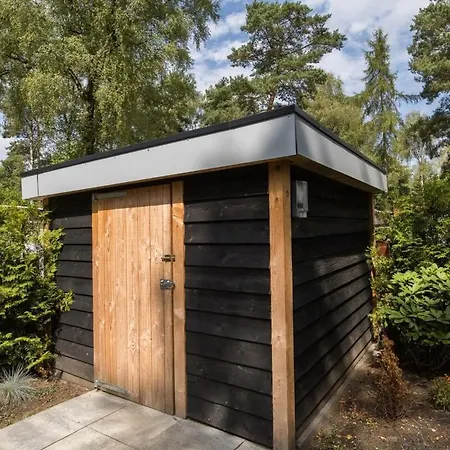 Luxe Wellnesschalet Met Sauna&hottub - Hoenderloo, Veluwe Vakantiehuis Hoenderloo