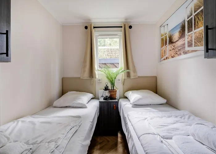 Luxe Veluwe Sauna En Hottub شاليه