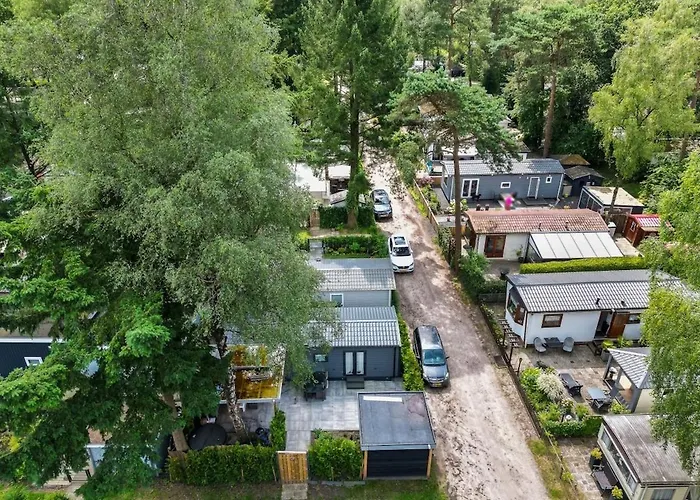 Luxe Veluwe Sauna En Hottub Alpesi faház *