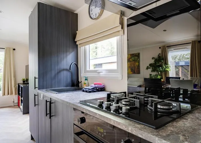 Luxe Veluwe Sauna En Hottub * هونديرلو