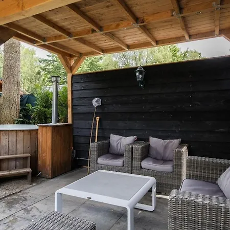 Chalet Luxe Veluwe Sauna En Hottub