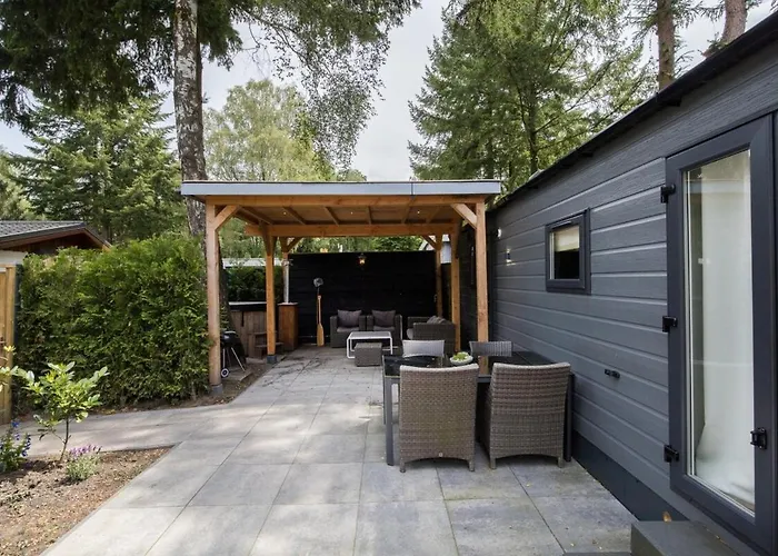 Luxe Veluwe Sauna En Hottub *